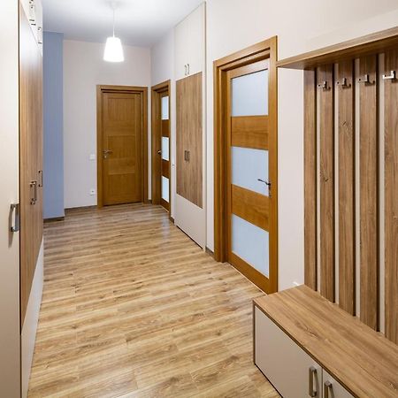 Romari Гнатюка 3 Apartment Lviv Bagian luar foto