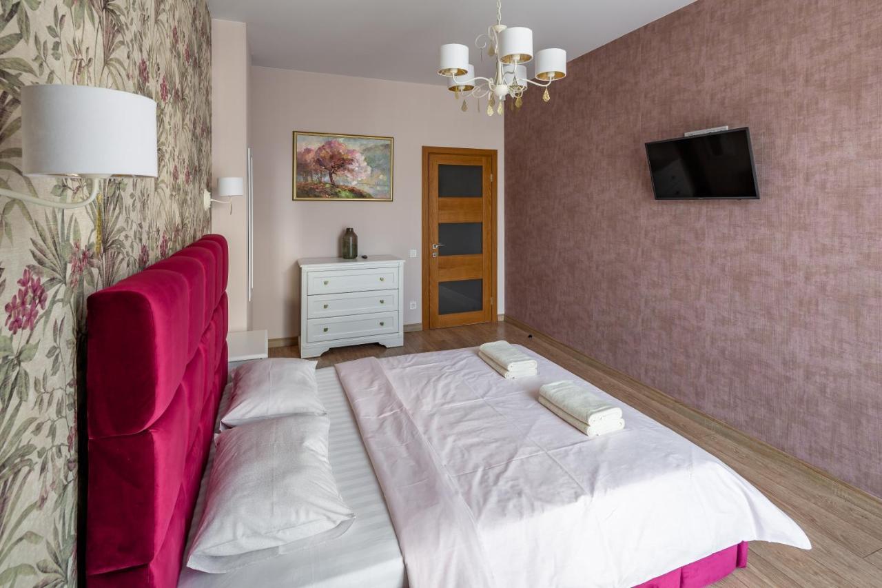 Romari Гнатюка 3 Apartment Lviv Bagian luar foto